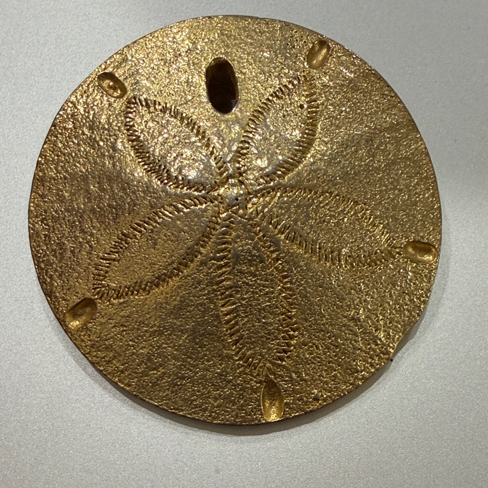 Vintage Sand Dollar Gold Tone Pendant Signed Mimi di N 1974